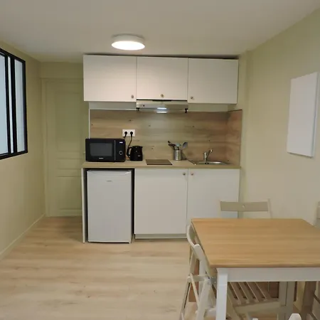 A Centre, Proche Gare, 22 Min De Paris St Lazare Apartment