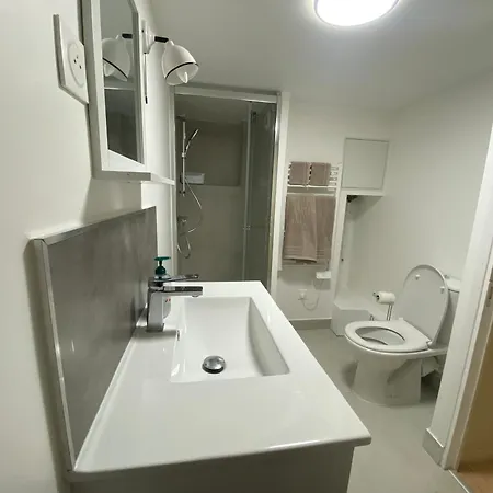 Apartment A Centre, Proche Gare, 22 Min De Paris St Lazare *