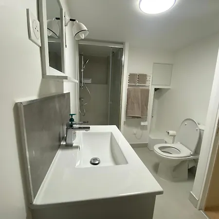 Apartment A Centre, Proche Gare, 22 Min De Paris St Lazare Herblay